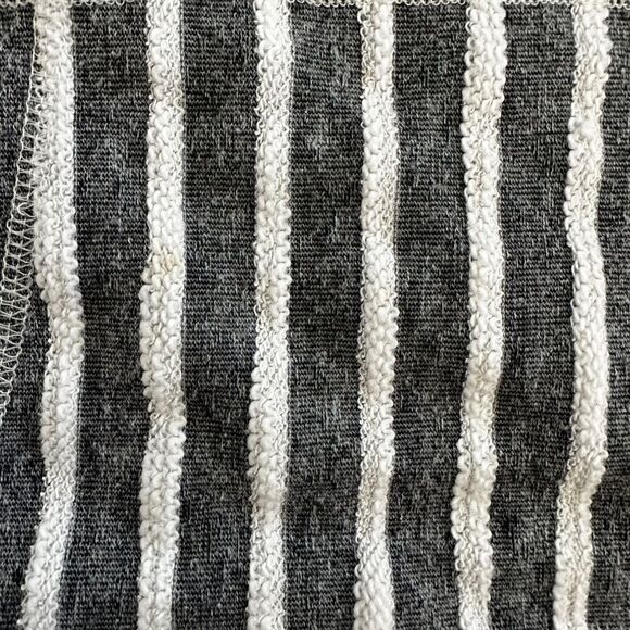 Rip curl ~ Lightweight Grey/Off white striped pull over hoodie ~ size Medium - Picture 7 of 12